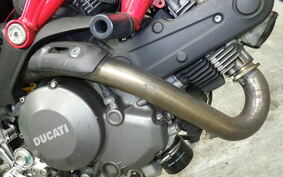 DUCATI MONSTER 696 2010