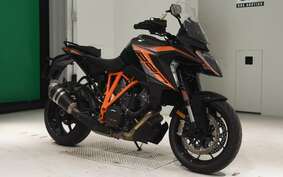 KTM 1290 SUPER DUKE GT 2023