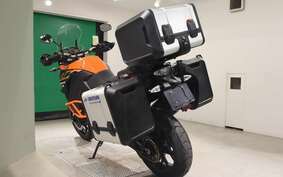 KTM 1050 ADVENTURE 2018