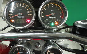 TRIUMPH ROCKET III 2006 LC1035