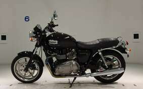 TRIUMPH BONNEVILLE SE 2009