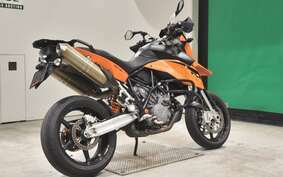 KTM 990 SUPERMOTO 2012