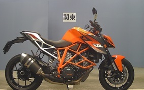 KTM 1290 SUPER DUKE R 2016 V3940