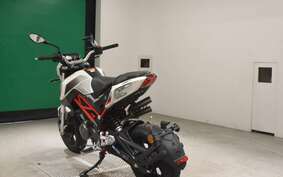 BENELLI TNT125