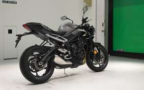 TRIUMPH STREET TRIPLE R 2023 DA604A