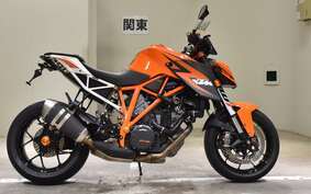 KTM 1290 SUPER DUKE R 2016 V3940