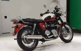 TRIUMPH BONNEVILLE T100 2013