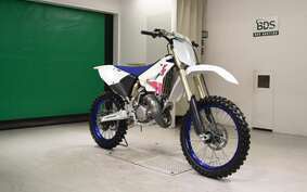 YAMAHA YZ125