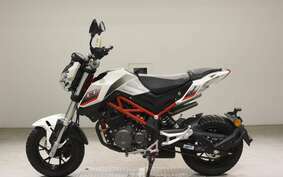 BENELLI TNT125