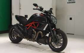 DUCATI DIAVEL Carbon 2011