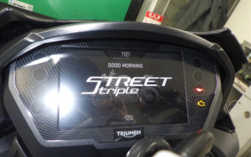 TRIUMPH STREET TRIPLE RS 2022