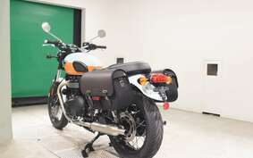 TRIUMPH BONNEVILLE T100 2023