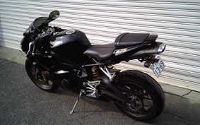 TRIUMPH DAYTONA 675 R 2008 MD1066