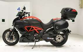 DUCATI DIAVEL Carbon 2013