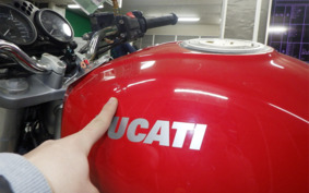 DUCATI MONSTER 400 IE 2004