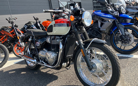 TRIUMPH BONNEVILLE T100 2020 DAD70G