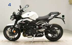 TRIUMPH STREET TRIPLE RS 2023 DA604A