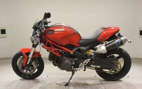 DUCATI MONSTER 696 2010