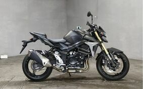 SUZUKI GSR750 C5112