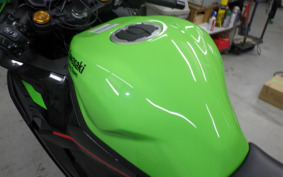 KAWASAKI ZX-25R ZX250E