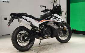 KTM 790 ADVENTURE 2022 TS340