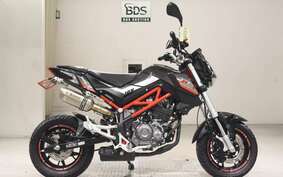 BENELLI TNT125