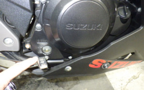 SUZUKI GSX250R