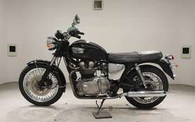 TRIUMPH BONNEVILLE 2005 J900TM