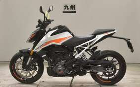 KTM 390 DUKE 2022