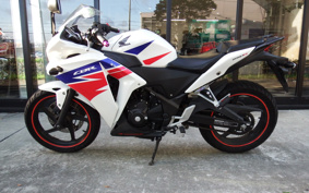 HONDA CBR250R MC41