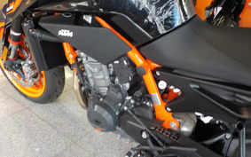 KTM 890 DUKE R 2024 TU940