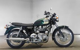 TRIUMPH BONNEVILLE T100 2004 J912TM