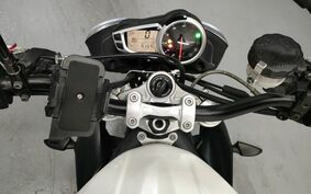 TRIUMPH STREET TRIPLE R 2019 TL1366