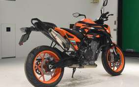 KTM 890 DUKE GP 2023