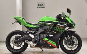 KAWASAKI ZX-25R ZX250E