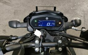 YAMAHA FZ25 不明