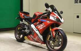 TRIUMPH DAYTONA 675 2006 MD1066