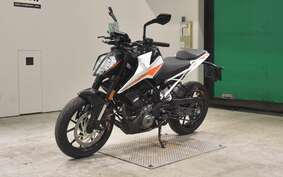 KTM 390 DUKE 2023 JPJ40