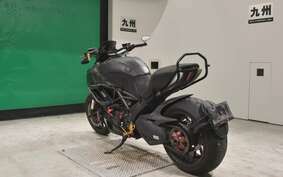 DUCATI DIAVEL 2012 G100A