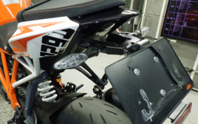 KTM 1290 SUPER DUKE R 2016