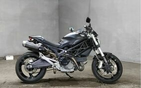 DUCATI MONSTER 696 + 2010 M500A