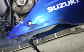 SUZUKI GIXXER 250 SF