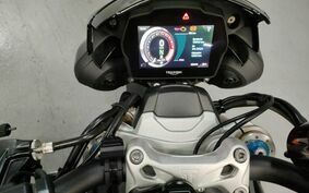 TRIUMPH SPEED TRIPLE 1200 RS 2021 S3P01