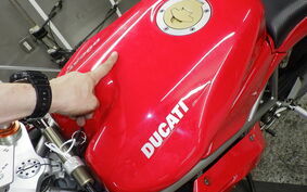 DUCATI 748 S 2002 H300A