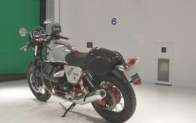 MOTO GUZZI V7 RACER 2014