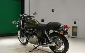 TRIUMPH THRUXTON 900 2013