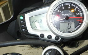 TRIUMPH STREET TRIPLE R 2009 MD4166