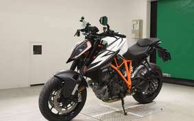 KTM 1290 SUPER DUKE R 2019 V3940