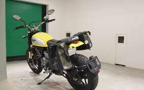 DUCATI SCRAMBLER ICON 2015