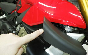 DUCATI STREETFIGHTER V4 S 2023